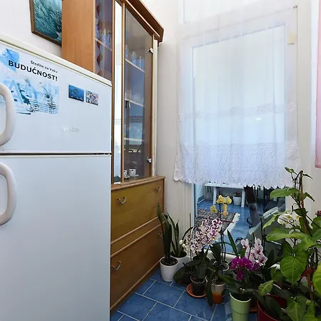 Stoja 2350 Apartman *